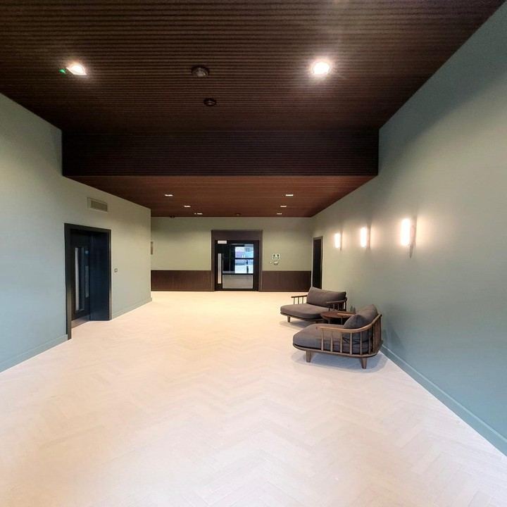 PAINTING AND DECORATING  SERVICES  IN MILNGAVIE